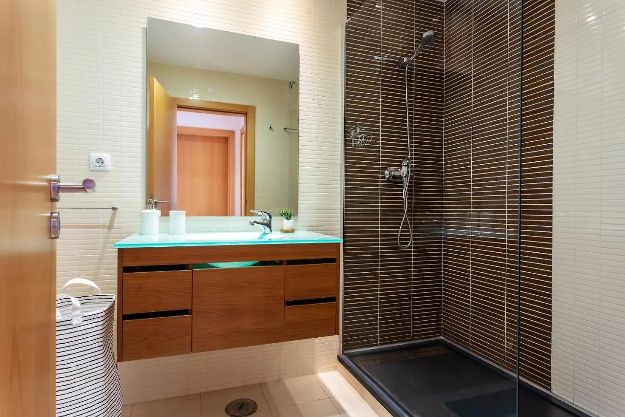 Alegria Amazing Apartment With Swimming Pool 오양 0*,  포르투갈